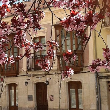 Emebed Posada Castrojeriz Dış mekan fotoğraf