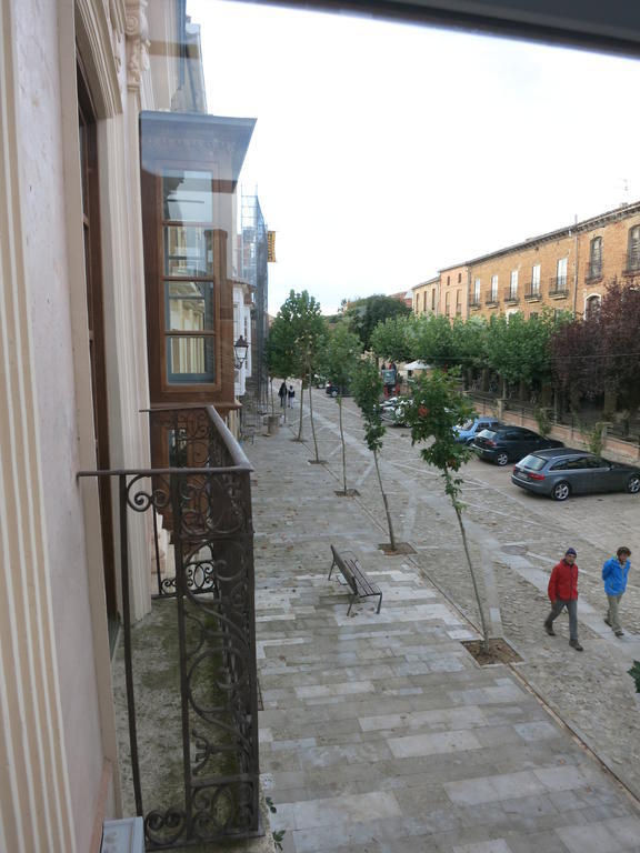 Emebed Posada Castrojeriz Dış mekan fotoğraf